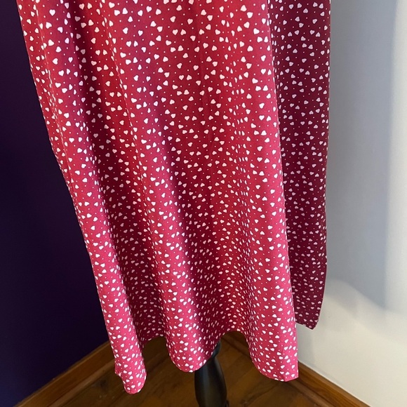 7 for $30 Plus Size Emery Rose Heart Print Dress - Picture 4 of 9